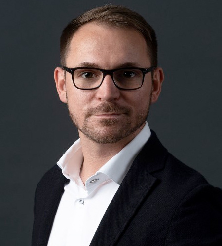 Christopher Esche